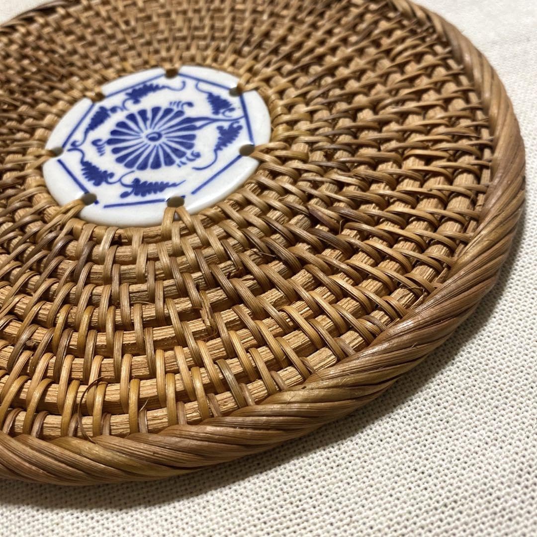 【ベトナム】鍋敷き 7枚 バッチャン焼き Bát Tràng ラタン 花柄 Amazon.co.jp: ベトナム鍋敷き バッチャン焼き Bt Trng ラタン 籐 花柄